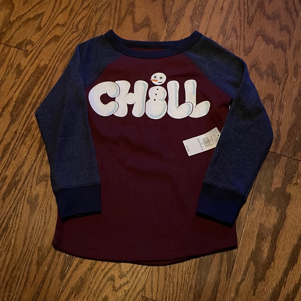Old Navy long sleeve toddler top NWT.